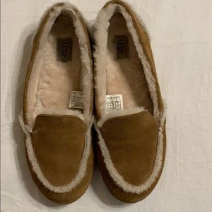 Women’s Ugg Slippers